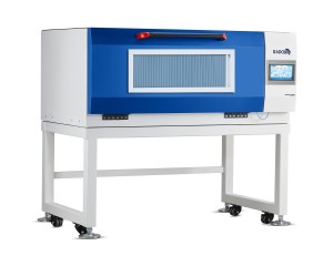 Sliding Blackout Window for Incubator Shaker
